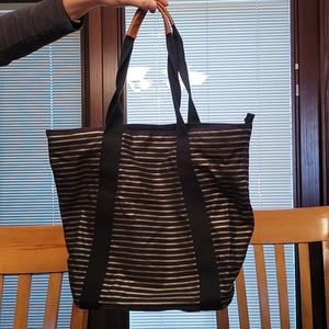 Bath and body works zippered bag